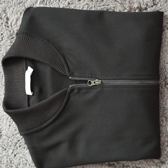 Vince Jackets & Blazers - Vince Black Bomber Jacket Size M (Unisex)